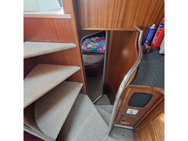 Motorjacht, broom, crown 37 - afbeelding 102 van  116