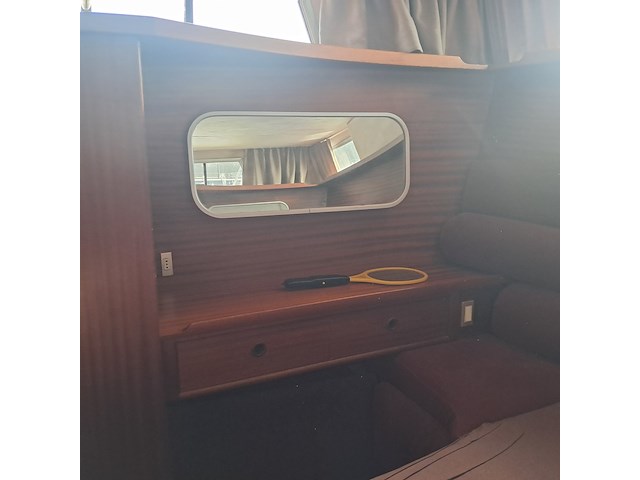 Motorjacht, broom, crown 37 - afbeelding 116 van  116