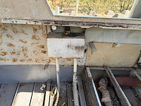 Motorjacht met aanhanger - afbeelding 28 van  47