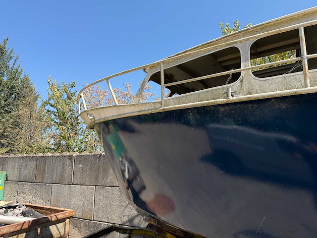 Motorjacht met aanhanger - afbeelding 44 van  47
