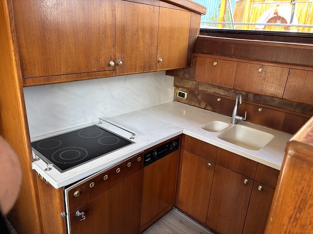 Motorjacht, valk, vitesse 63, 1994 - afbeelding 19 van  143