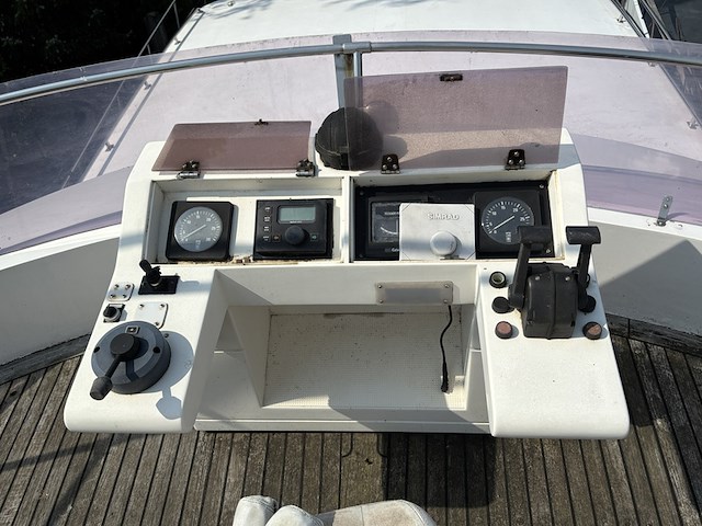 Motorjacht, valk, vitesse 63, 1994 - afbeelding 81 van  143