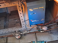 Motorkruiser inclusief boottrailer - afbeelding 25 van  154