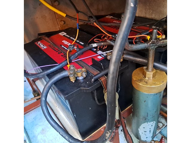 Motorkruiser inclusief boottrailer - afbeelding 27 van  154