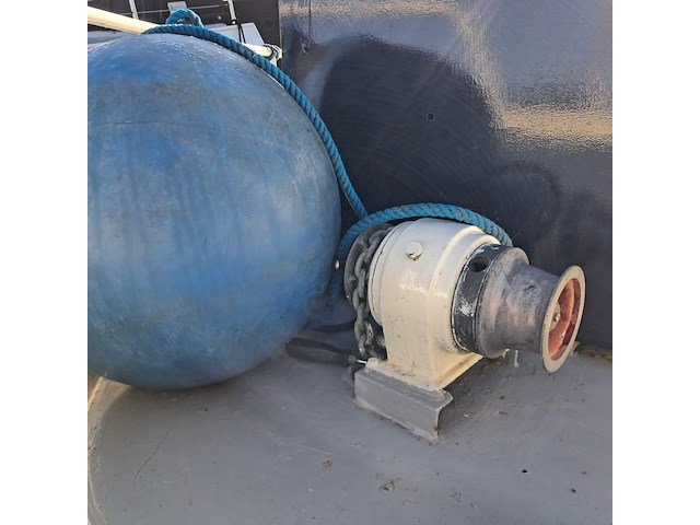 Motorkruiser inclusief boottrailer - afbeelding 24 van  154