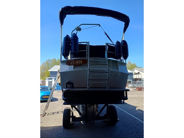 Motorkruiser inclusief boottrailer - afbeelding 56 van  154