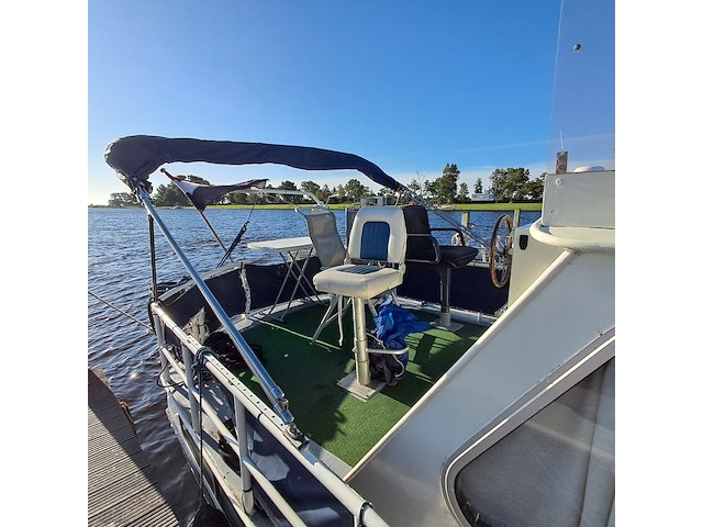 Motorkruiser inclusief boottrailer - afbeelding 46 van  154