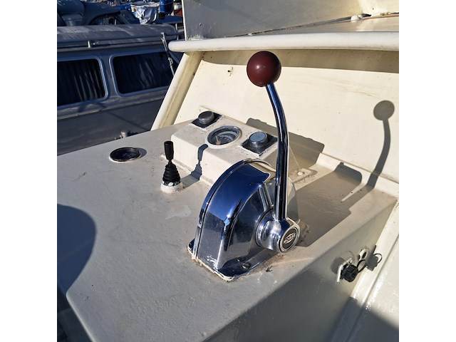 Motorkruiser inclusief boottrailer - afbeelding 65 van  154
