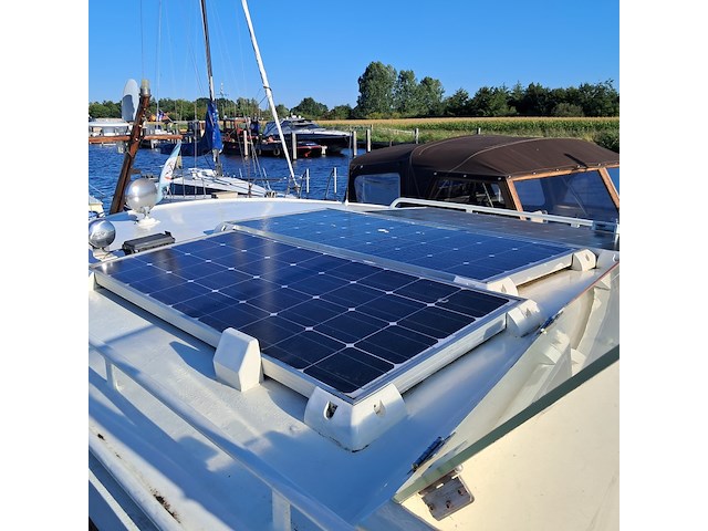 Motorkruiser inclusief boottrailer - afbeelding 76 van  154