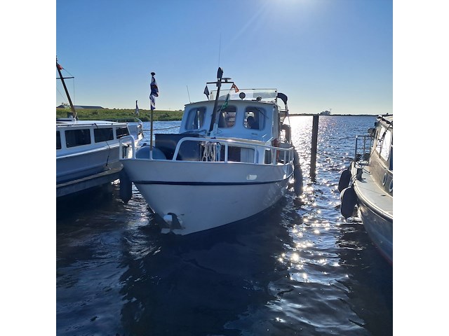 Motorkruiser inclusief boottrailer - afbeelding 67 van  154