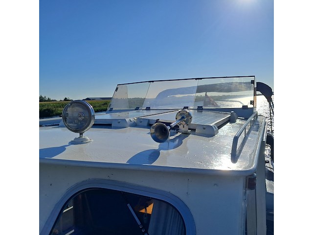 Motorkruiser inclusief boottrailer - afbeelding 83 van  154