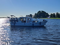 Motorkruiser inclusief boottrailer - afbeelding 78 van  154