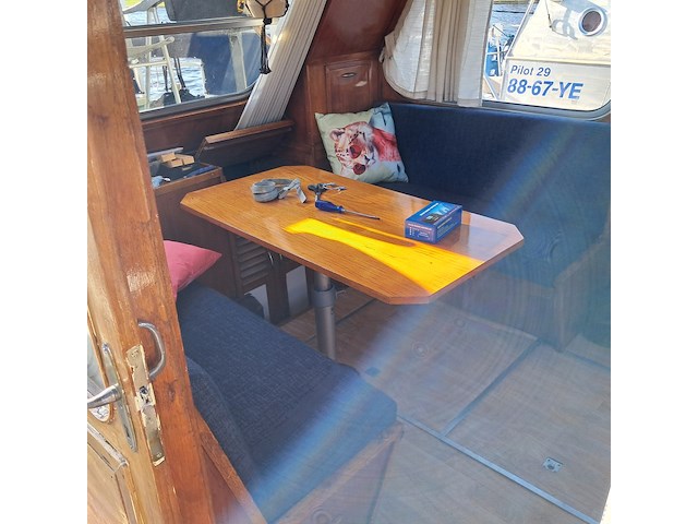 Motorkruiser inclusief boottrailer - afbeelding 95 van  154