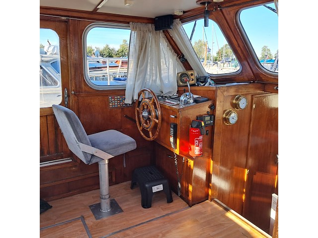 Motorkruiser inclusief boottrailer - afbeelding 96 van  154