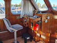 Motorkruiser inclusief boottrailer - afbeelding 96 van  154