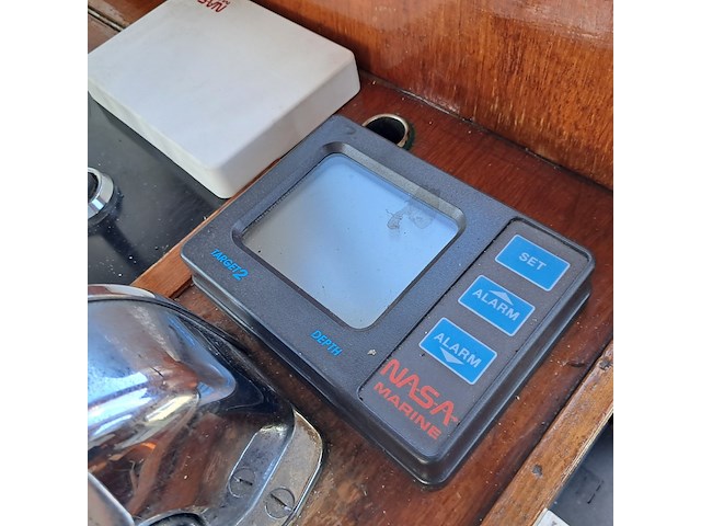 Motorkruiser inclusief boottrailer - afbeelding 104 van  154
