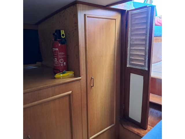 Motorkruiser inclusief boottrailer - afbeelding 123 van  154