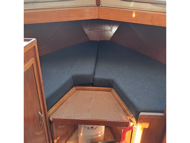 Motorkruiser inclusief boottrailer - afbeelding 135 van  154
