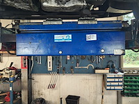 Motorlift 2000 kg - afbeelding 1 van  3
