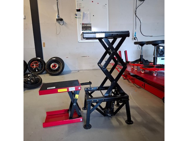 Motorlift met motorheftafel hbm - afbeelding 1 van  9