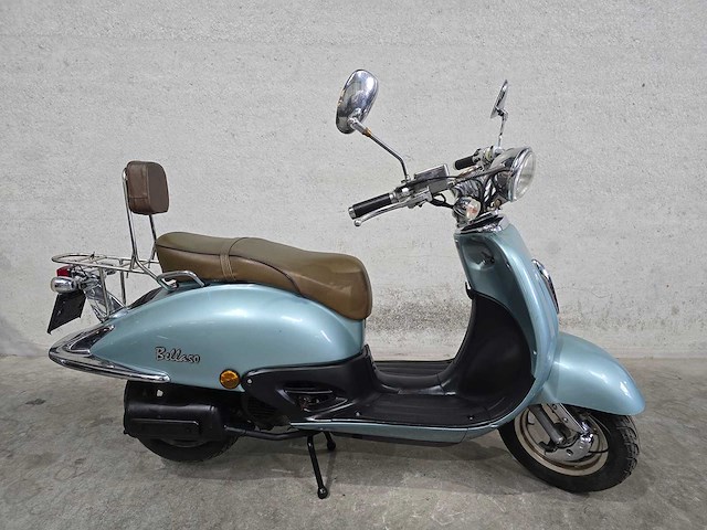 Motormania - bromscooter - bella 50 retro - 4t 45km uitvoering fp427k - afbeelding 2 van  7