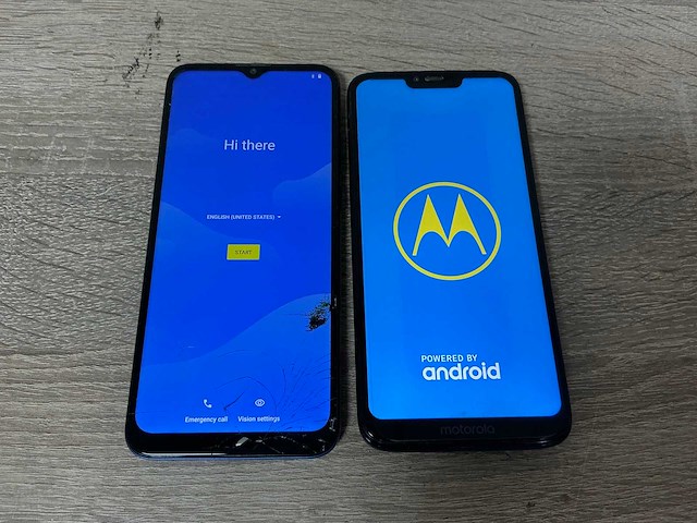 Motorola g8/g7 mobiele telefoon (2x) - afbeelding 1 van  5