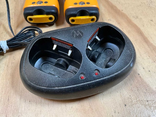 Motorola tlkr portofoonset - afbeelding 4 van  6
