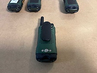 Motorola tlkr t81 walkie-talkie (4x) - afbeelding 2 van  2