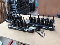 Motorola walkie-talkie set - afbeelding 1 van  5
