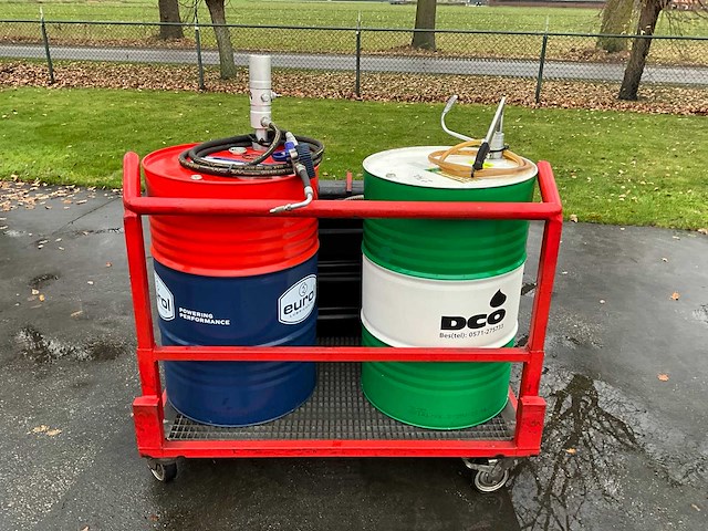 Motorolie en hydrauliek olie - afbeelding 2 van  6