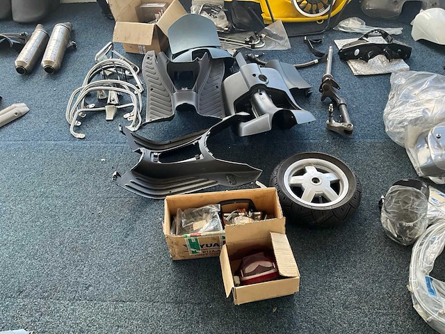 Motoronderdelen en accessoires - afbeelding 10 van  39