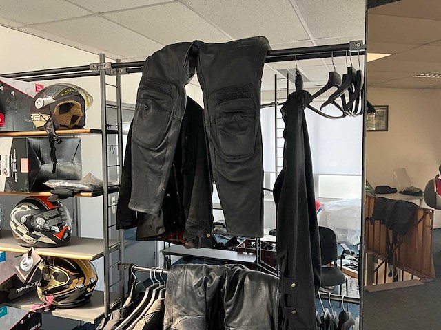 Motoronderdelen en accessoires - afbeelding 31 van  39