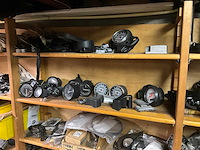 Motoronderdelen, grijpvoorraden en magazijninventaris - afbeelding 9 van  83