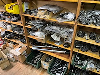 Motoronderdelen, grijpvoorraden en magazijninventaris - afbeelding 10 van  83