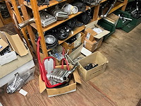 Motoronderdelen, grijpvoorraden en magazijninventaris - afbeelding 11 van  83