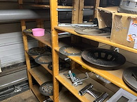 Motoronderdelen, grijpvoorraden en magazijninventaris - afbeelding 39 van  83