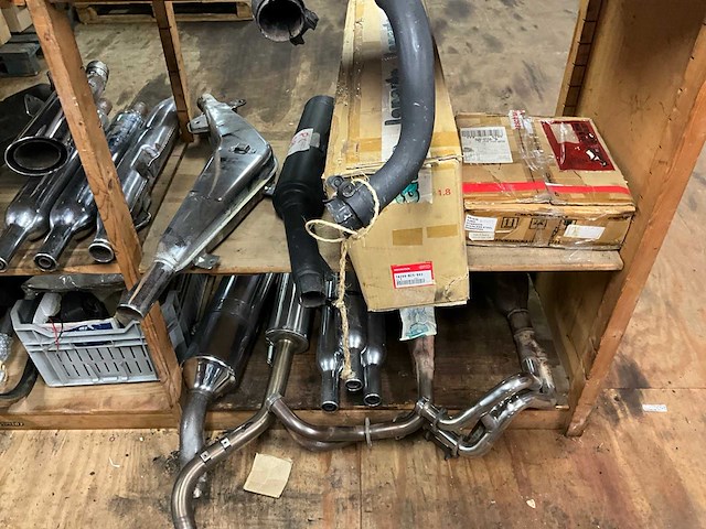 Motoronderdelen, grijpvoorraden en magazijninventaris - afbeelding 58 van  83