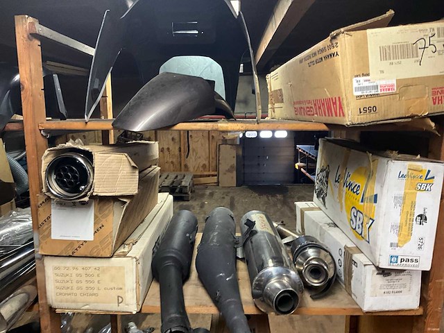 Motoronderdelen, grijpvoorraden en magazijninventaris - afbeelding 59 van  83