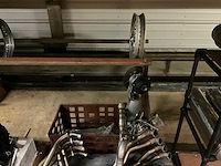 Motoronderdelen, grijpvoorraden en magazijninventaris - afbeelding 73 van  83