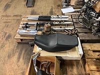 Motoronderdelen, grijpvoorraden en magazijninventaris - afbeelding 75 van  83