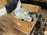 Motoronderdelen, grijpvoorraden en magazijninventaris - afbeelding 79 van  83