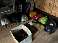 Motoronderdelen, grijpvoorraden en magazijninventaris - afbeelding 82 van  83