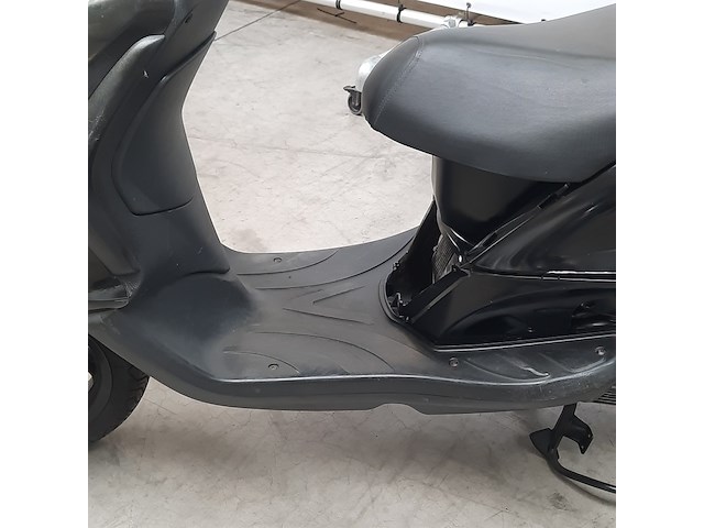 Motorscooter, derbi, boulevard 125, 2014 - afbeelding 16 van  25