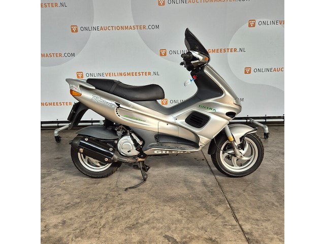 Motorscooter, gilera, runner 125 fx, 1998 - afbeelding 1 van  24