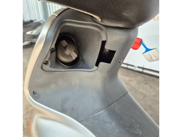 Motorscooter, gilera, runner 125 fx, 1998 - afbeelding 14 van  24