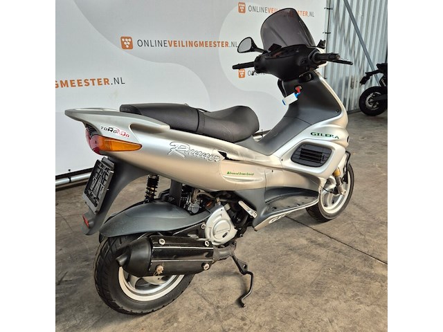 Motorscooter, gilera, runner 125 fx, 1998 - afbeelding 12 van  24