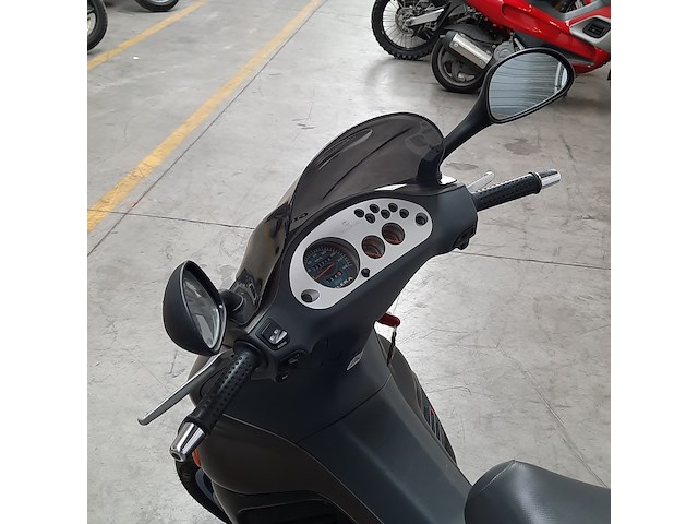 Motorscooter, gilera, runner 125 fx - afbeelding 15 van  23
