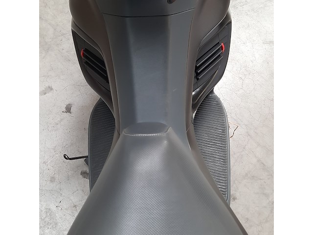 Motorscooter, gilera, runner 125 fx - afbeelding 16 van  23