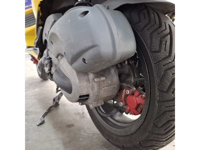 Motorscooter, gilera, runner fxr 180, 2000 - afbeelding 9 van  35