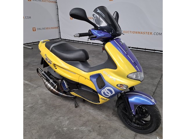 Motorscooter, gilera, runner fxr 180, 2000 - afbeelding 12 van  35